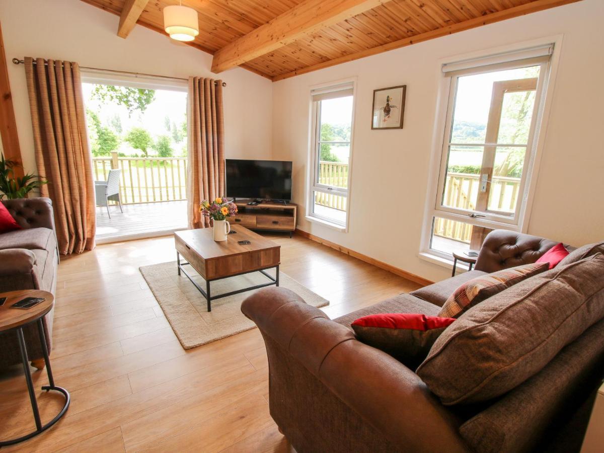 The Log Cabin Tenbury Eksteriør bilde